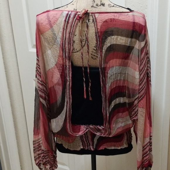 Bebe Chiffon Blouse in Shades of Red. Size M - Picture 4 of 7